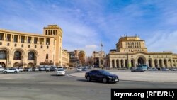 Ýerewanyň Respublika meýdançasy (arhiw suraty)