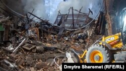 На фото - наслідки російського ракетного удару по центру Запоріжжя, 6 жовтня 2022 року 