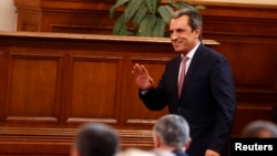 Fostul premier socialist Plamen Oresharski în Parlamentul de la Sofia