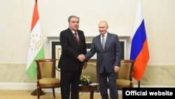 Эмомалӣ Раҳмон ва Владимир Путин
