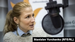 Еміне Джеппар