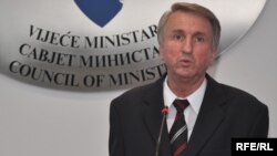 Iscrpno je elaboriran problem nadoknade štete – šta on sve podrazumijeva u skladu s Aneksom VII Dejtonskog mirovnog sporazuma, koja pitanja prethodno treba riješiti, šta institucionalno učiniti - Safet Halilović, foto:Midhat Poturović