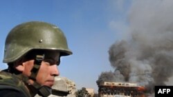 Pripadnik avganistanske nacionalne armije tokom jutrašnjeg napada