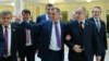 Спікер парламенту Криму Володимир Константинов (центр) на зустрічі з російськими офіційними особами в парламенті в Москві, 7 березня 2014 року