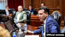 Kryeministri Zoran Zaev gjatë një mbledhje të Qeverisë. Fotografi nga arkivi. 