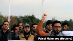 د پښتون ژغورنې غورځنګ پلویان د فبرورۍ پر پېنځمه په اسلام اباد کې د احتجاج پر مهال نیول شوي