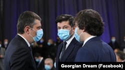გიორგი გახარია, კახა კალაძე, ირაკლი კობახიძე. 